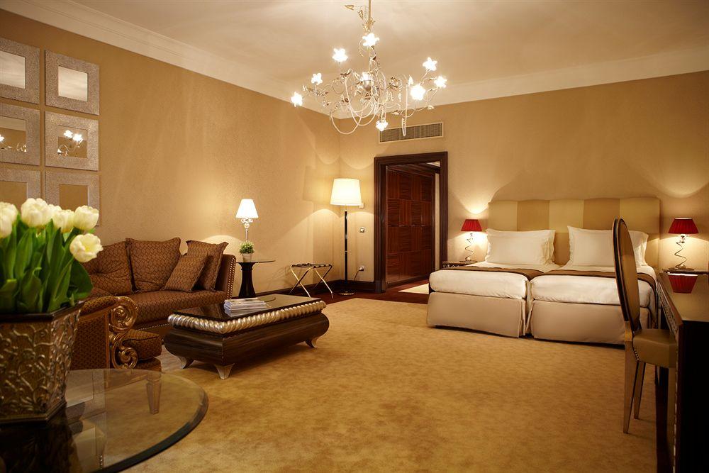 Готель Anantara New York Palace - A Leading Of The World