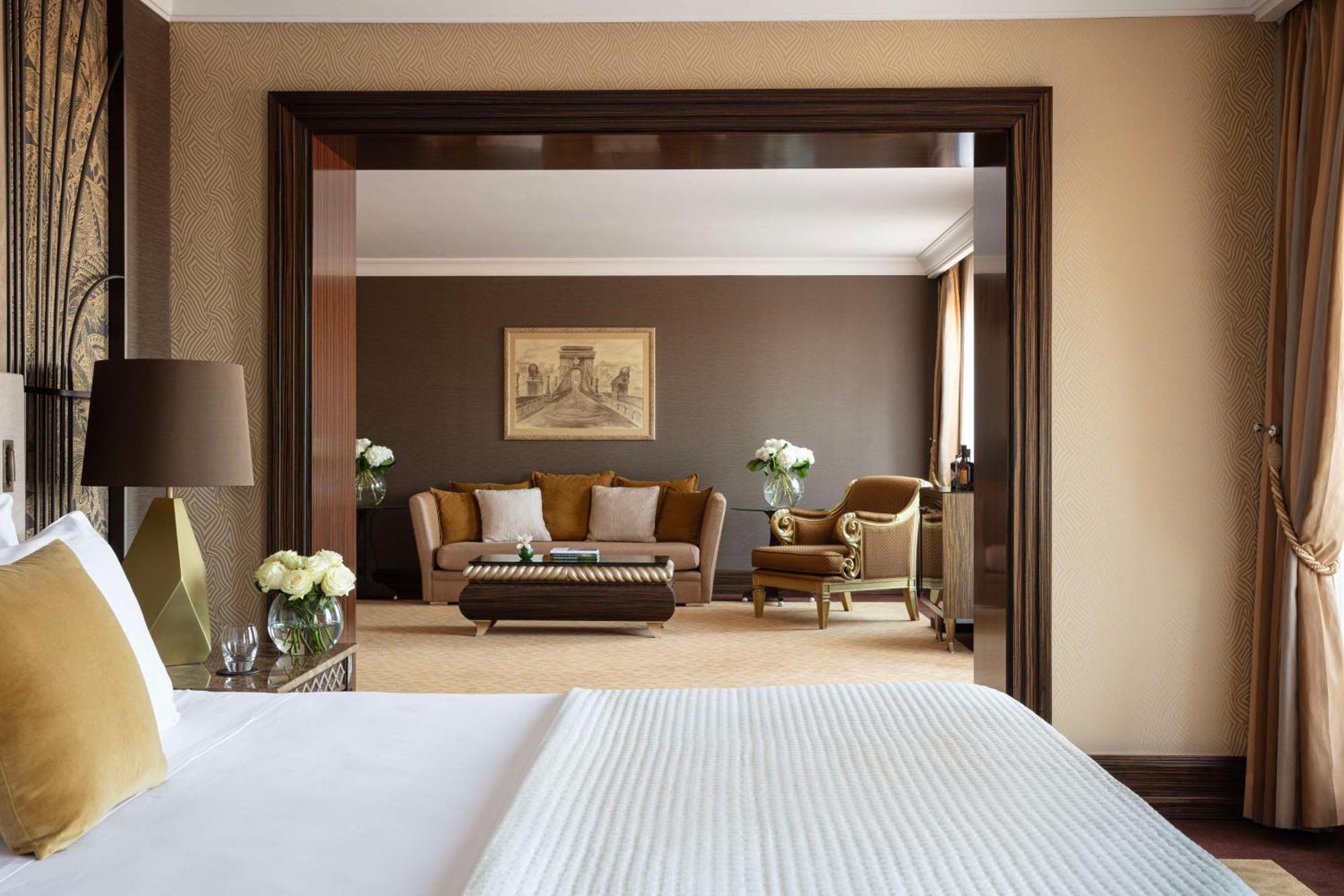 Готель Anantara New York Palace - A Leading Of The World